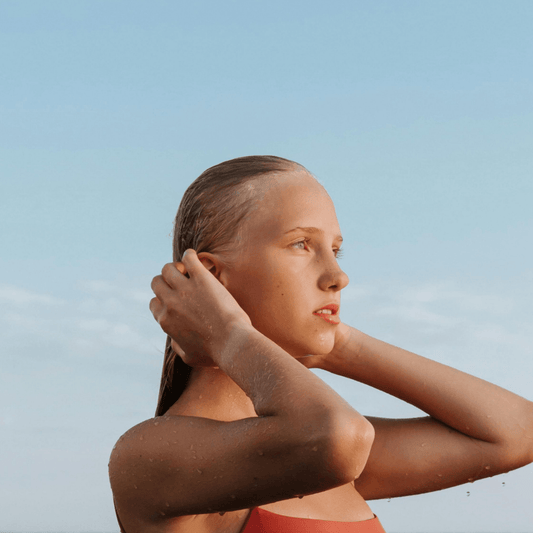 Understanding Hair Loss and How to Combat It - Nude Aqua